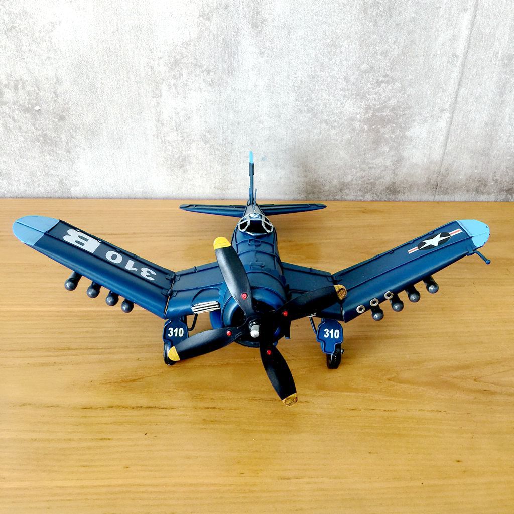 Vintage Ironwork Tin Airplane  - Vintage Collectible Tins recension och pris